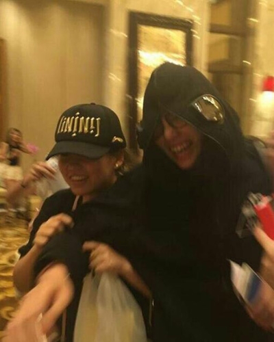 傅园慧打扮成这样还被认出来了 点赞回应:为什么