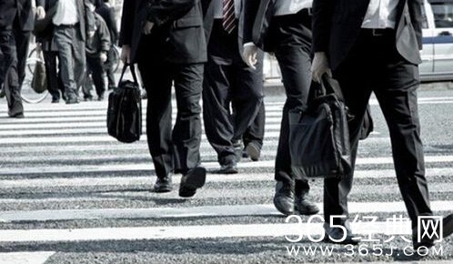 北大学生怒骂日本记者视频在线观看 全程无脏字