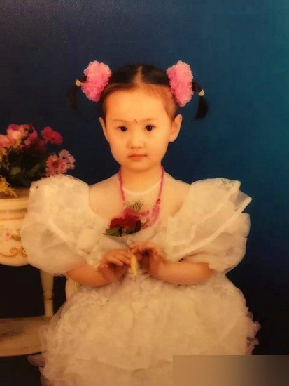 郑爽爸晒女儿照：今后会换个方式爱孩子