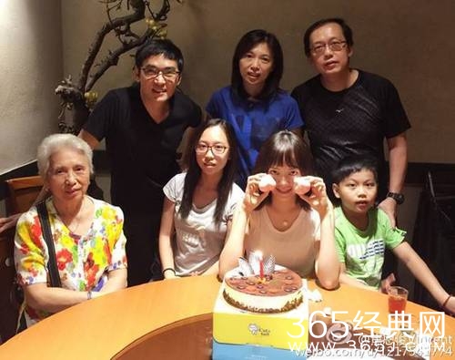 焦恩俊为女儿庆生 大眼美人气质出众颜值高
