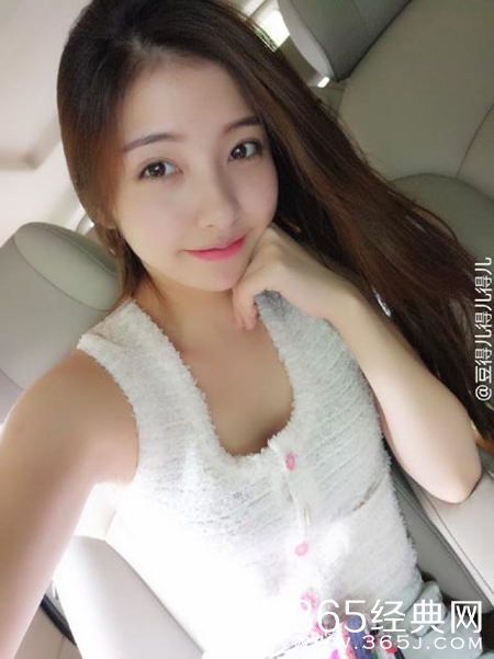 爆料 王思聪偏爱乖巧女 不喜女伴泡夜店