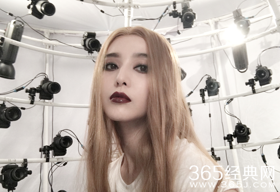 范冰冰深夜晒恐怖照 网友：快呼叫李晨