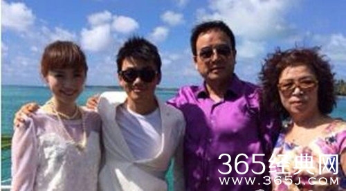 马蓉妈妈徐红微博怒斥网友：乌合之众