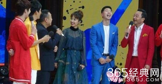 一脸幸福样！马龙和偶像蔡依林同台录节目