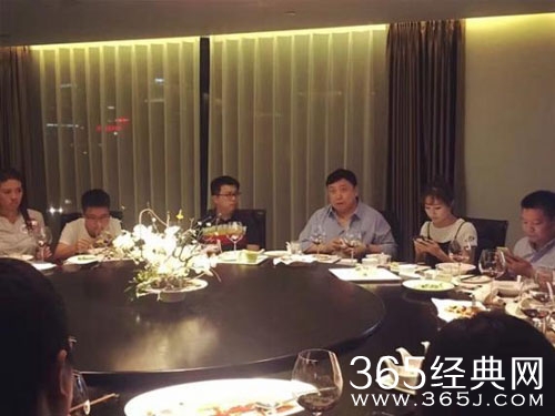 王晶饭局谈舒淇旧事 曾帮她摆平黑道胁迫