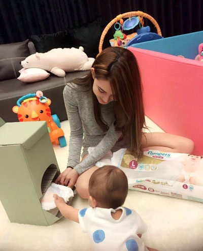 周杰伦计划明年拼二胎 希望是个男孩凑成好