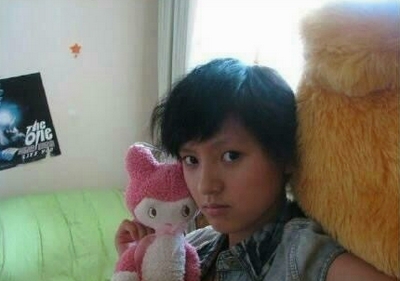 王思聪前女友进化史遭扒：小土妞变网红白富美