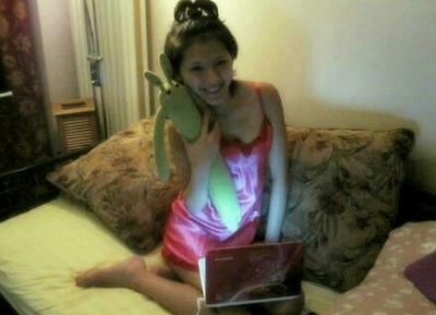 王思聪前女友进化史遭扒：小土妞变网红白富美