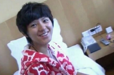 王思聪前女友进化史遭扒：小土妞变网红白富美