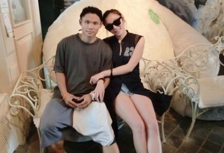 吴悠昆明打街球被打 打人者被当做民族英雄