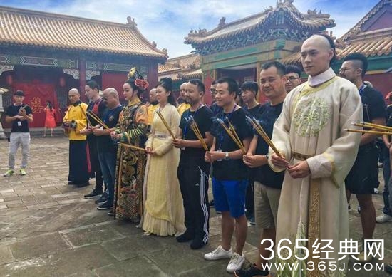 假剧组招演员 面试先问女生能否接受吻戏床戏