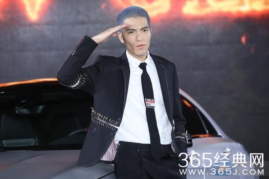 萧敬腾从小就想买“挖土机”揭秘原因：超酷！