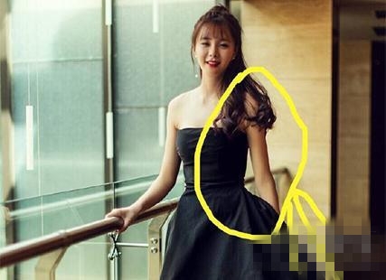 沈梦辰又P图！远处的扶杆变歪 脚踝畸形似骨折