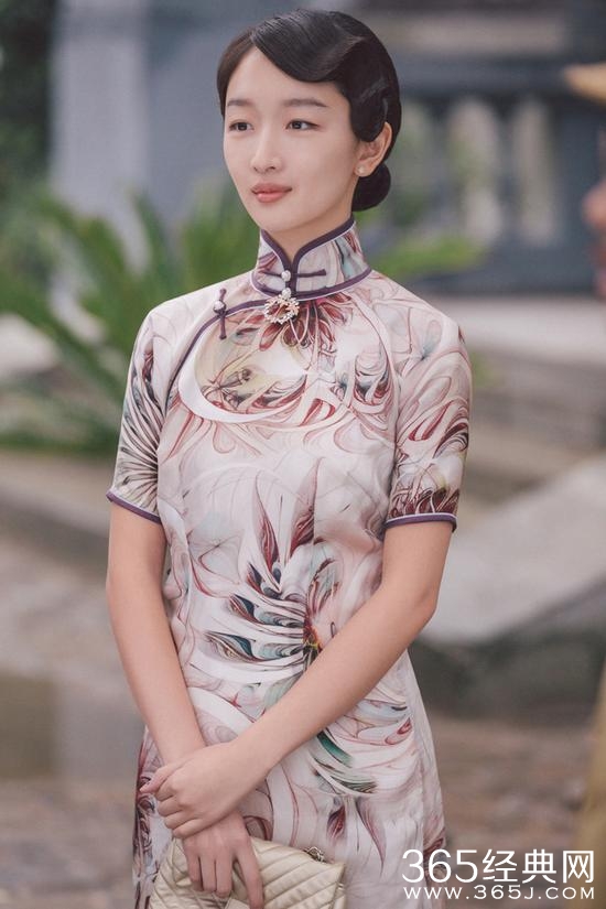 周冬雨首演“傻白甜” 角色太笨担心被骂