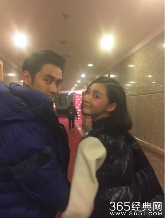 张歆艺袁弘中秋节撒狗粮 二姐一路奔波只为团圆