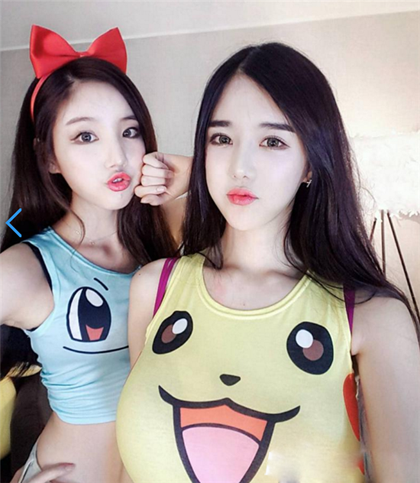 韩国惊现最胸LOL女主播 衣服居然给撑爆了