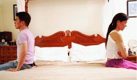 夫妻为王宝强离婚打架 家人无奈求助警察