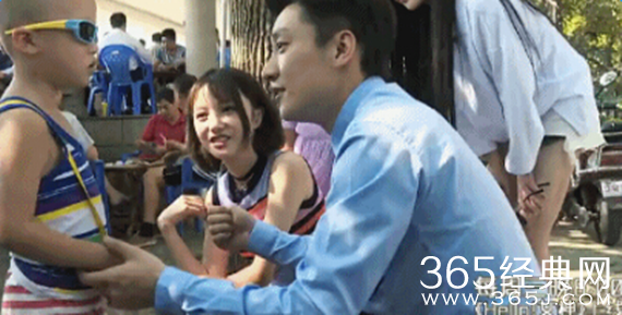 hello!女神乔任梁生前录王思聪节目 逗小朋友笑不停