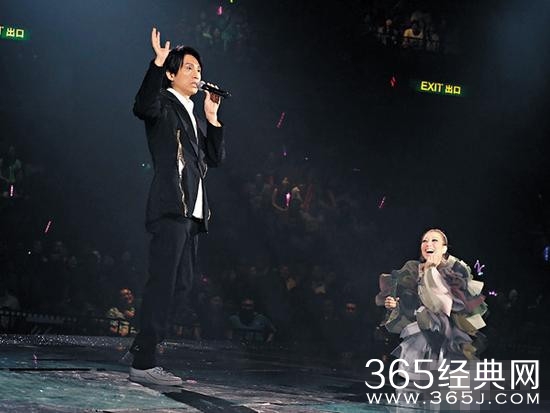 郑秀文插12针治咳成功开嗓 遭黄子华催生