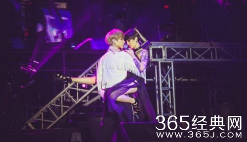 汪苏泷首场个唱华丽亮相 热舞加金曲引爆现场