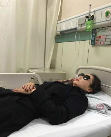 杜若溪片场病倒急送医 春三十娘拍摄太拼命