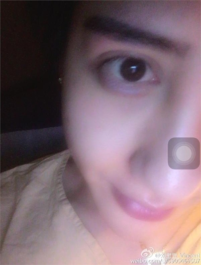 蛇精男刘梓晨发微博深情悼念乔任梁 遭网友怒喷