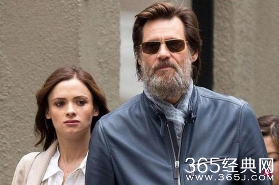 前女友饮药自杀 金凯利被控告因其“过失致死”