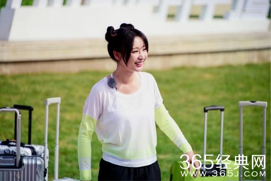 柳岩新节目狂减肥大胸缩水 面颊消瘦清纯可人