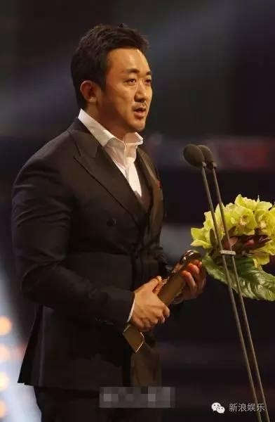 大象说 | 《釜山行》里的胖大叔年轻时撞脸苏志燮！还有反差萌