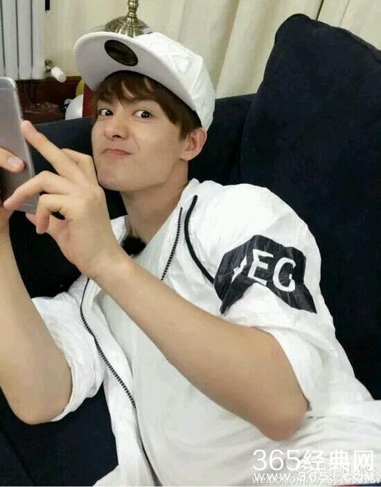 最不会自拍的明星,鹿晗马天宇赵丽颖唐嫣全上榜!