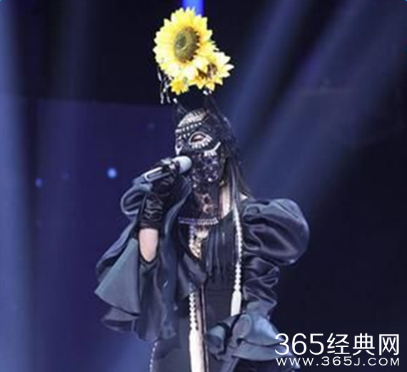 蒙面唱将磕着瓜子的猫是谁