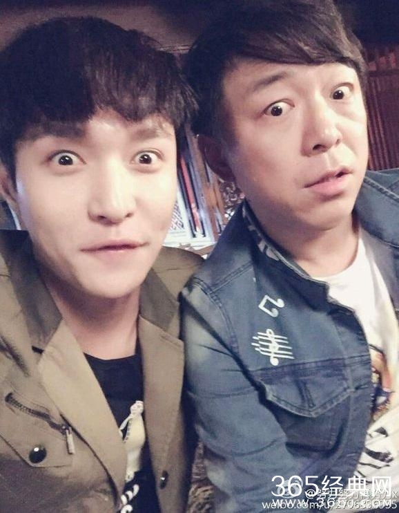 最不会自拍的明星,鹿晗马天宇赵丽颖唐嫣全上榜!