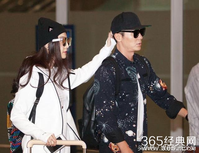 范冰冰获奖感言不提男友  李晨发四个字微博让人读了心塞