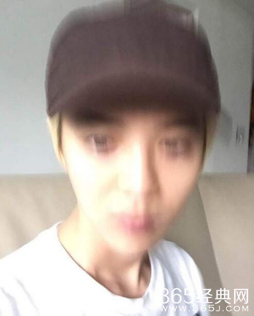 最不会自拍的明星,鹿晗马天宇赵丽颖唐嫣全上榜!