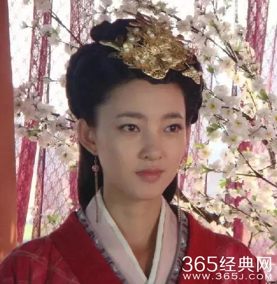 好美的素颜女神，却怎么捧都不红！连吴亦凡都为她动心