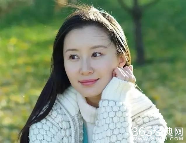 5岁出道，24年演艺经历，真正“老戏骨”；多部电视剧女一号，为何她依旧不温不火？