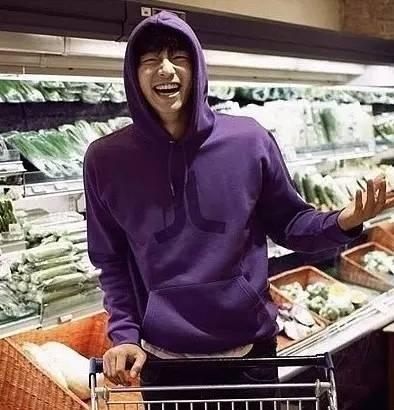 你们都在说《釜山行》有多好，却忽略了一个真正的男神！