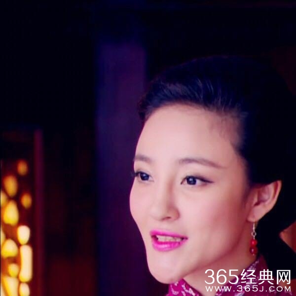 王思聪前女友额头肿胀瞩目，原来电视剧一不小心也能鉴定整容