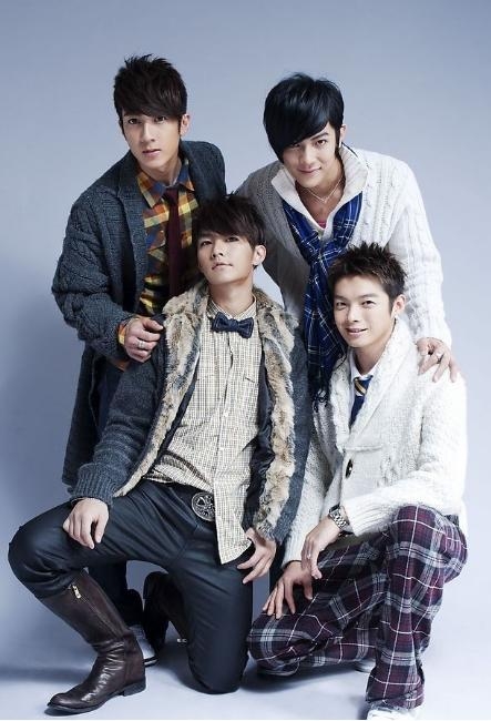 娱乐圈不老男神，第一竟不是林志颖，跟他相比，弱爆了