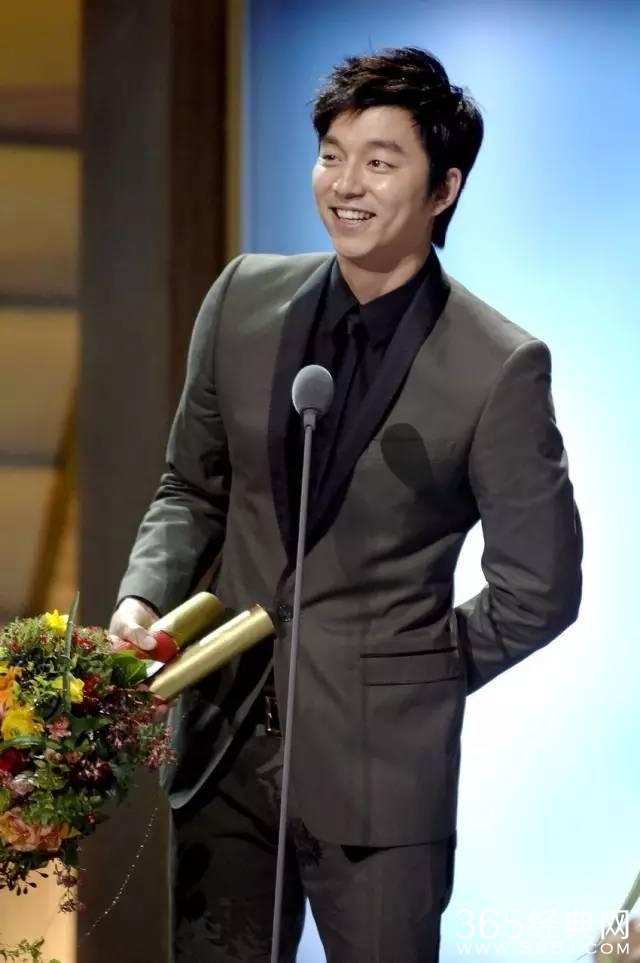 你们都在说《釜山行》有多好，却忽略了一个真正的男神！