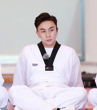 瘦回来了！28岁释小龙近照曝光 重返颜值巅峰