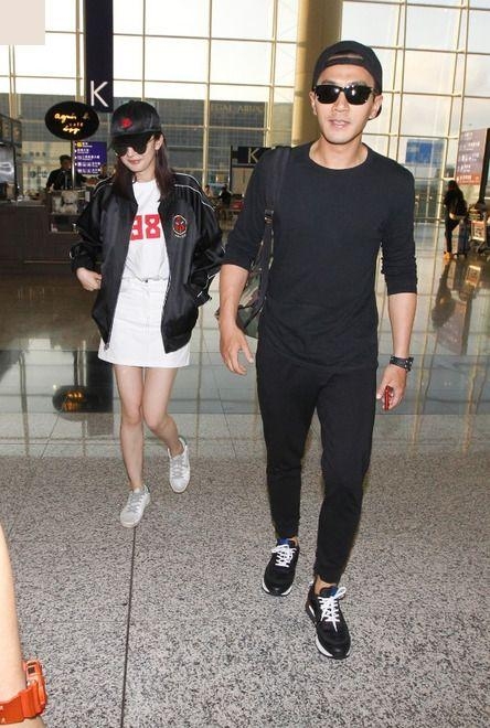 当年嫌刘恺威没出息分手  如今激吻照外泄 惹杨幂大怒