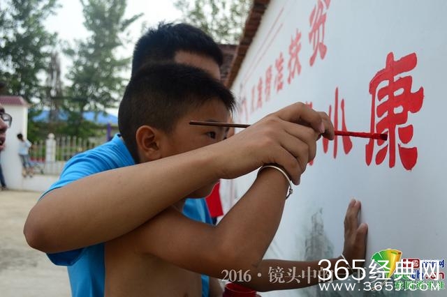巢湖学院学子深入贫困村 记录当地人的生活