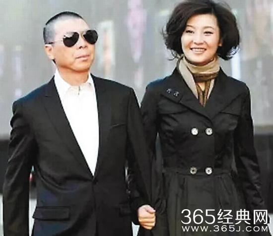 冯小刚脸部红肿僵硬，网友心疼齐呼：快打假去