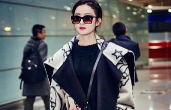 赵丽颖参加《金星秀》，一张照片又引发粉丝们的炮轰