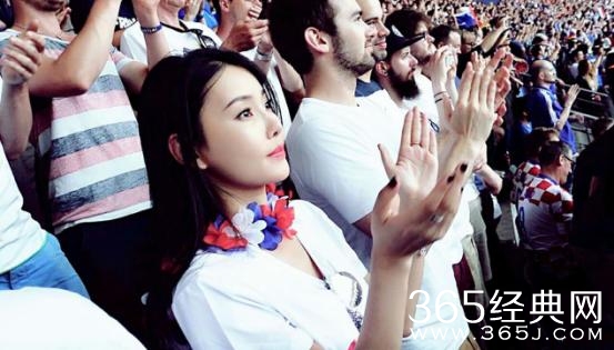 各家小花都去蹭时装周了，唯独她一人受邀欧洲杯？