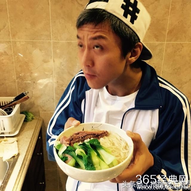 孙俪生日邓超下碗长寿面给她吃 然而评论污得不能看