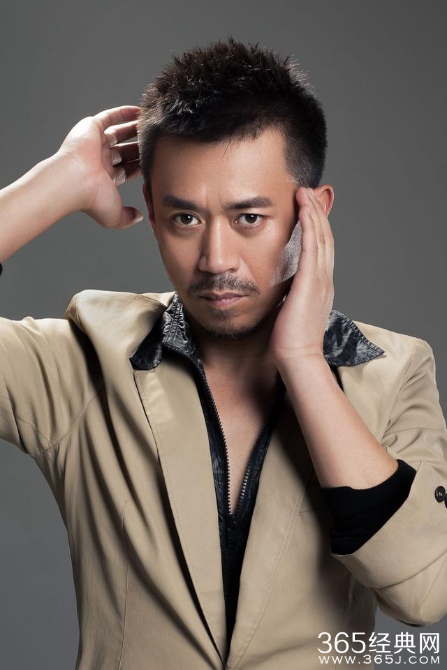 王学兵的第一任老婆竟如此漂亮，难怪连范冰冰都入不了他的眼！