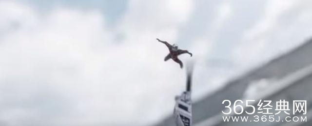 漫威解密：美国队长3《内战》被忽略的彩蛋和隐藏剧情！