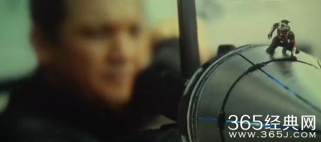 漫威解密：美国队长3《内战》被忽略的彩蛋和隐藏剧情！